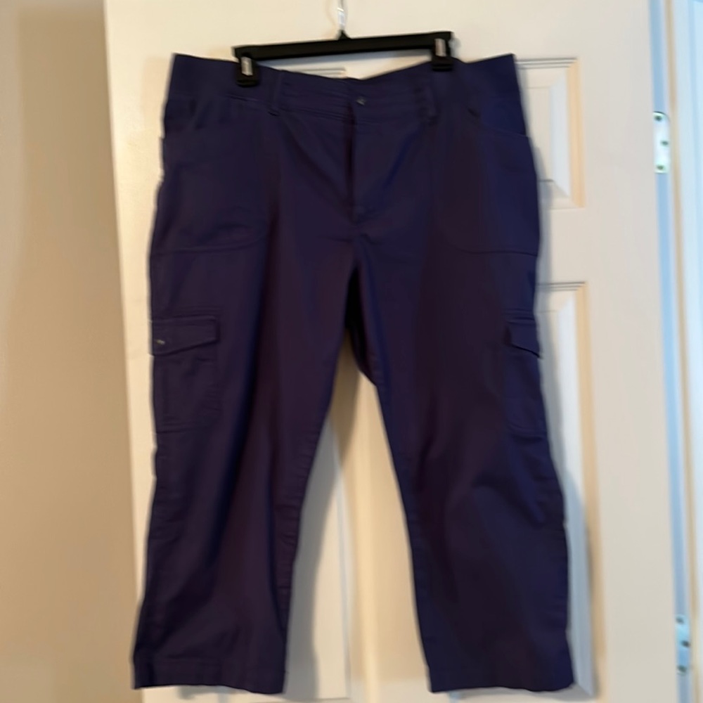 Capri pants